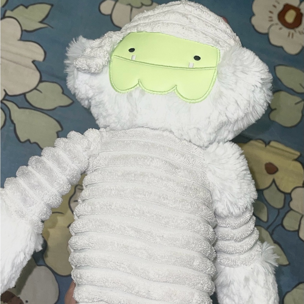 Slumberkins Halloween yeti mummy kin
